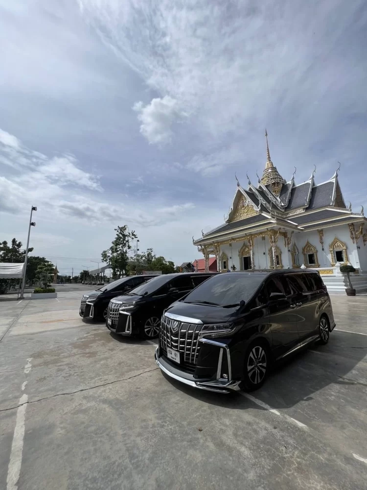 เช่ารถตู้อัลพาร์ดพร้อมคนขับสัมพันธวงศ์